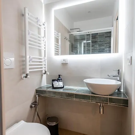 アパート Re Di Ela