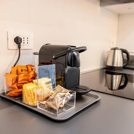 Re Di Ela アパート *